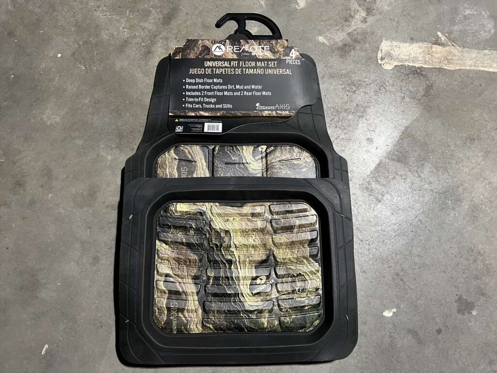 Remote Mossy Oak Universal Floor Mats Set Of 4 New