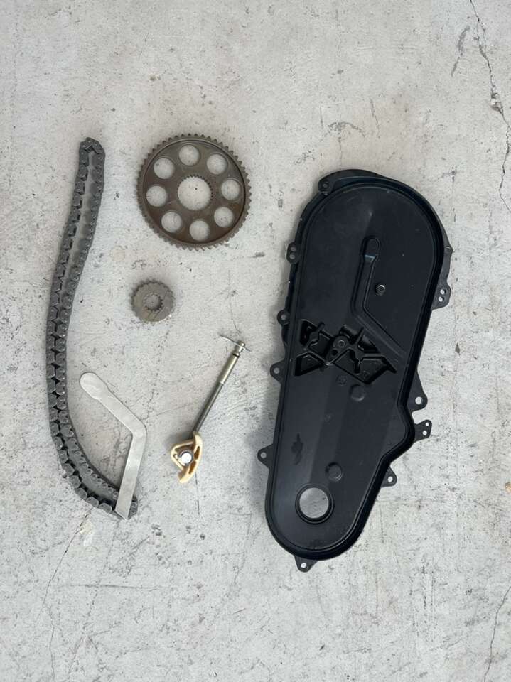 Skidoo Chain Case Kit Brand New