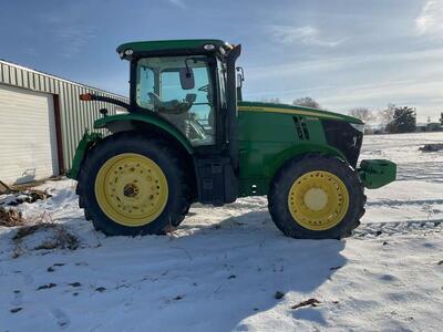 7215R John Deere Tractor