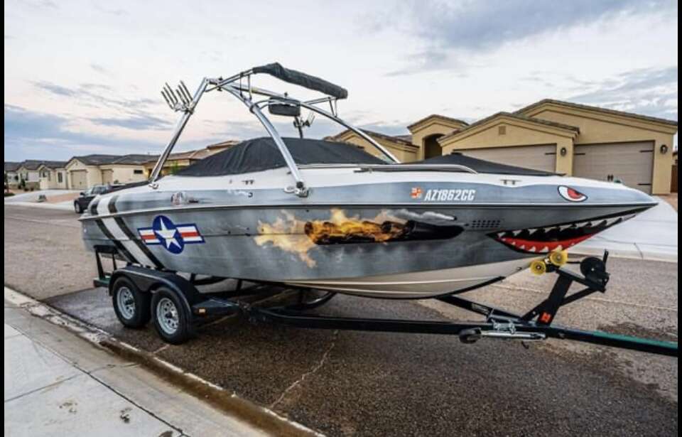 1997 Four Winns Horizon 220 Custom Boat