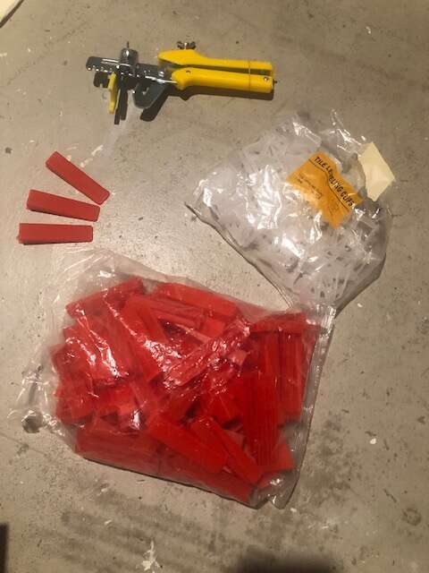 Premium Tile Levelling System with Push Pliers