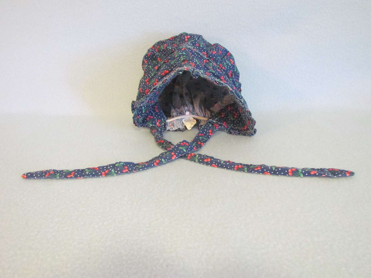 Toddler Pioneer Pilgrim Colonial Navy w/Red Cherries Bonnet Costume Hat Medium - GUC