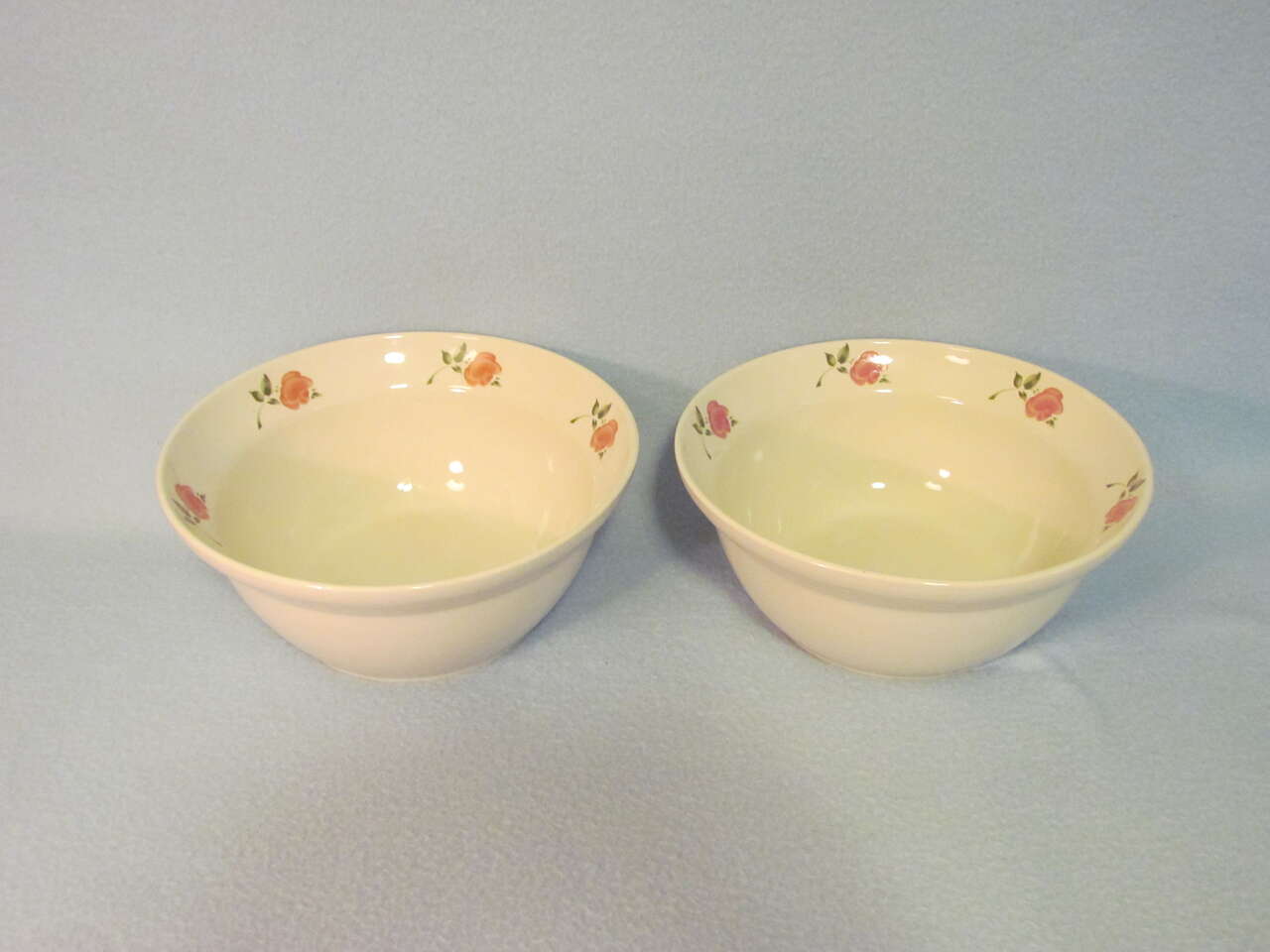 Set of 2 Gibson Designs Roseland 9 inch Salad Serving Bowl Dish China Pink Roses Flowers Housewares Dishes