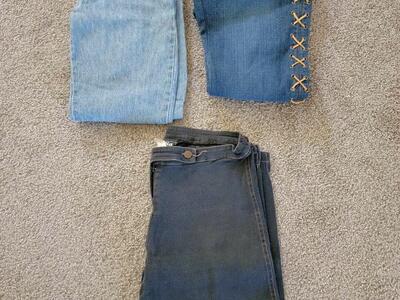 Woman's Demin Jeans.
