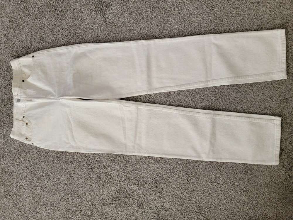 Woman's Boot Cut Jeans.