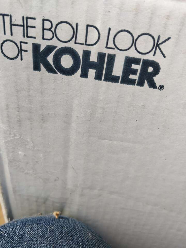 Kohler Toilet Tank w/Lid