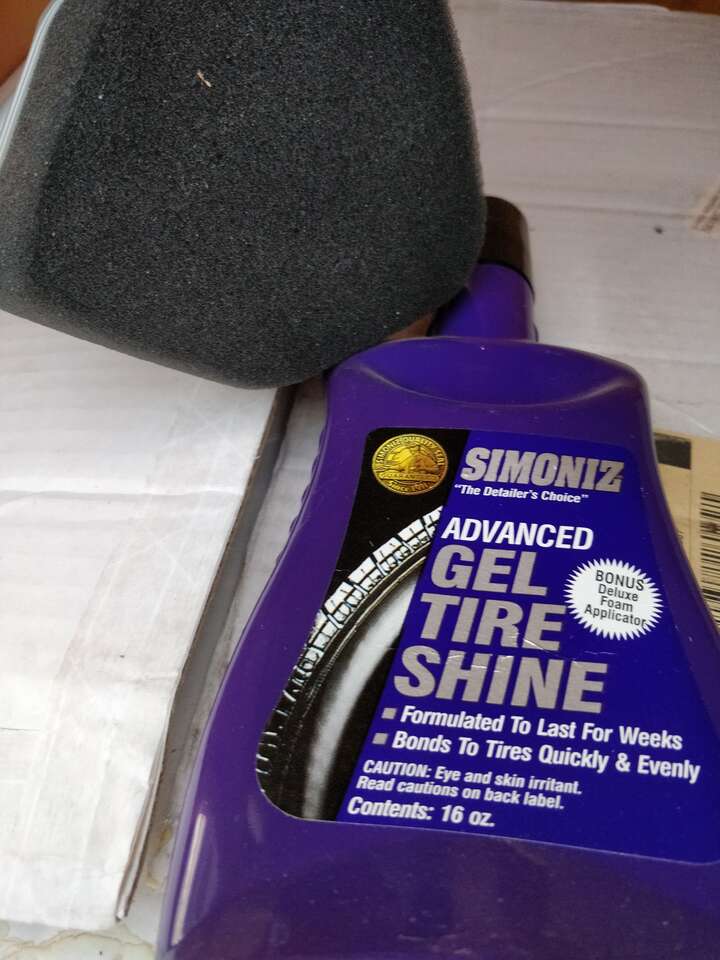 Gel Tire Shine $4