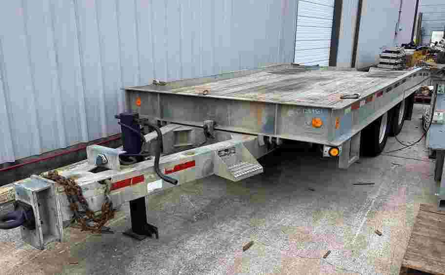 2007 Talbert 12TTA T/A Dually Tilt Deck Trailer