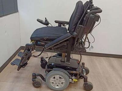 quantum Q6 I-level full electric with all options power chair