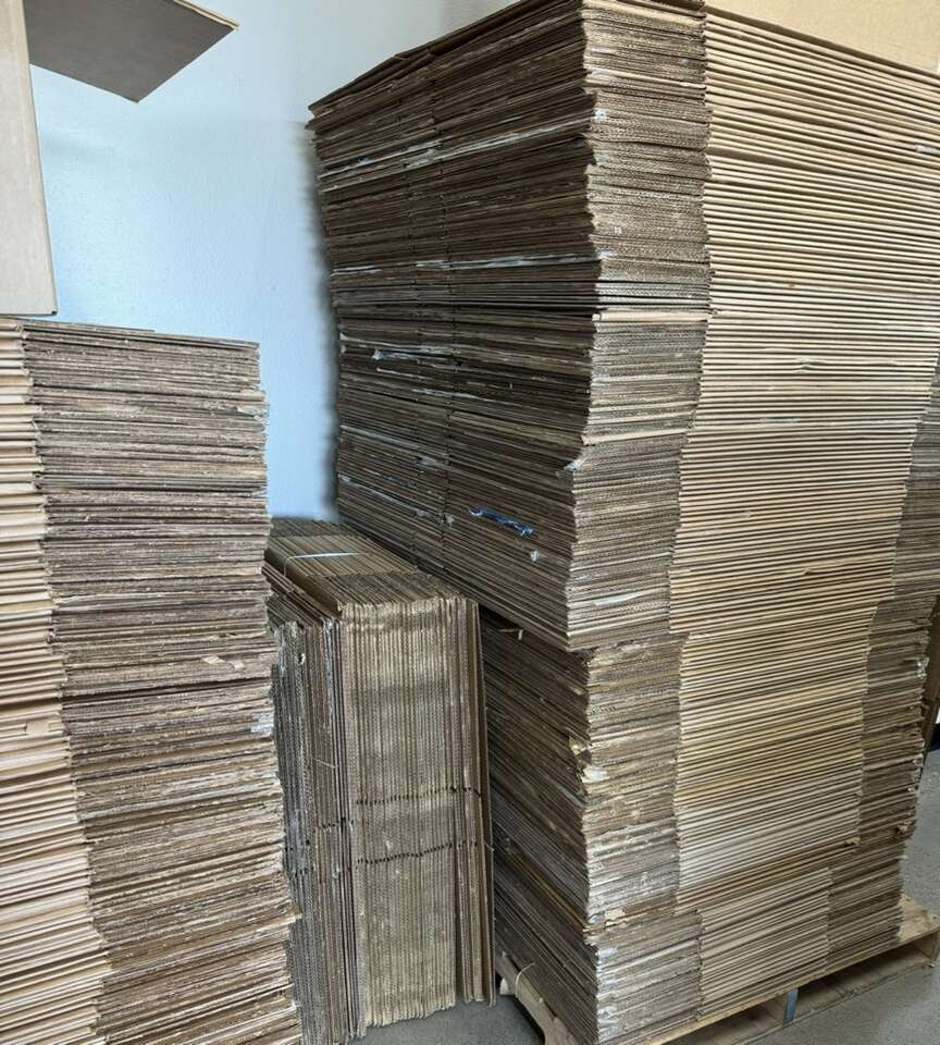Cardboard Moving Boxes & Packaging Supplies