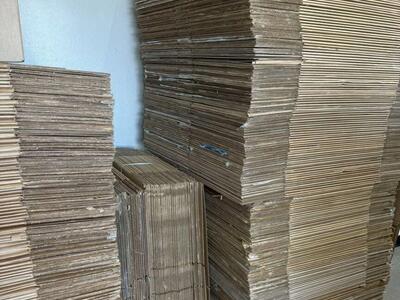 Cardboard Moving Boxes & Packaging Supplies