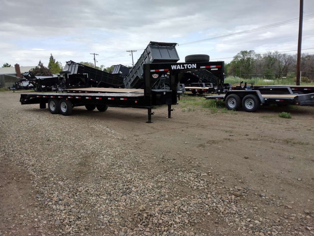 2024 Walton gooseneck 15.5K (14,000 Axle) GVW 14K beaver tail mega ramps 22 FT Trailer Other Sizes Avail Examples 24 26 28 30