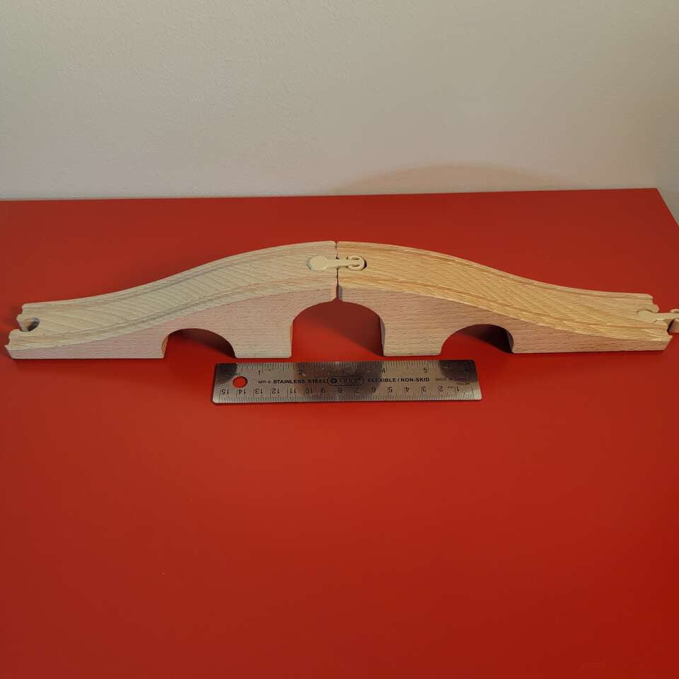Wooden Trains: Triple Arch 2 Piece Bridge Set. Vintage 1980's. Excellent Condition!