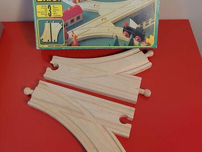BRIO Trains: 2 Piece Reversible Curved Switch Set #3346 with Box. Vintage 1980's Sweden Excellent Condition!