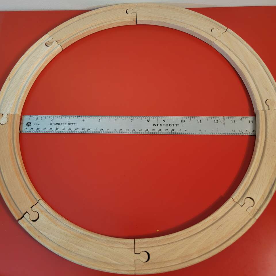 Brio/Thomas and Friends Wooden Railway 6” Curved Track. Lot of 8pcs. Full Circle. Vintage, Excellent Condition!