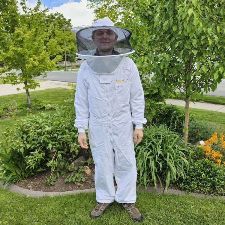 Bee Keeping supplies, Bee Keepers Suit
