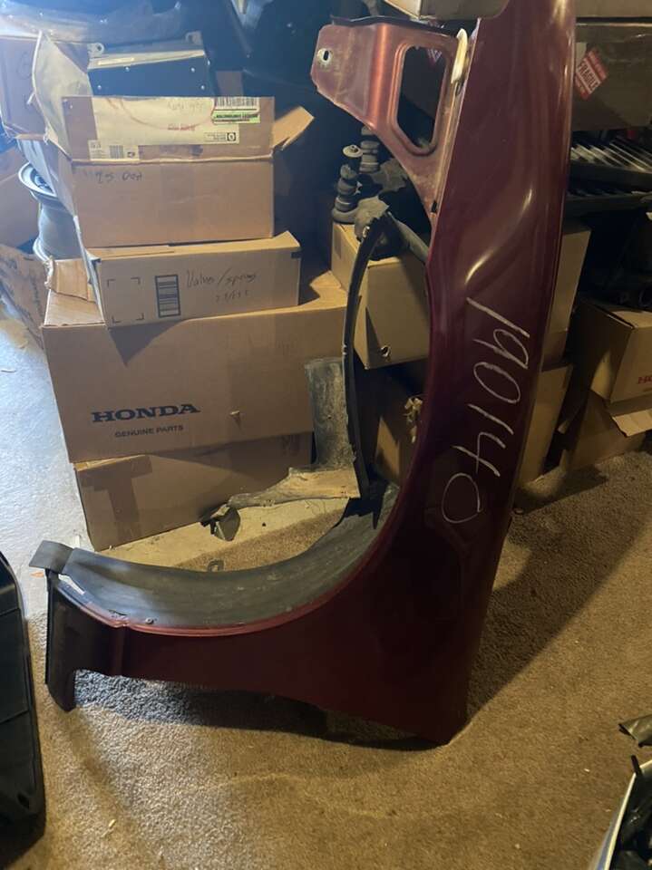 Left Fender For 1997-2003 Pontiac Grand Prixs