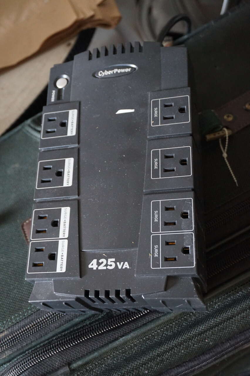 Uninterrupted Power Supply (UPS) no battery