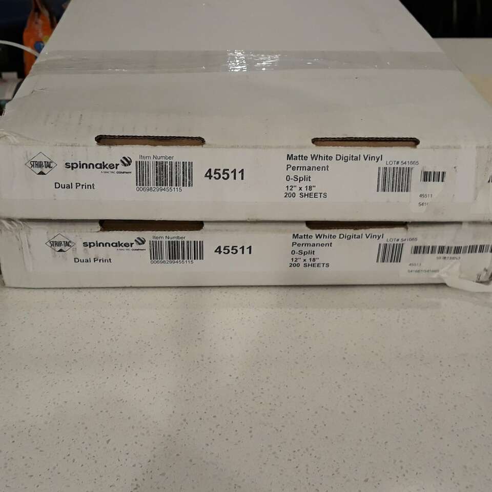 Matte white Digital Vinyl permanent 0-split 12x18