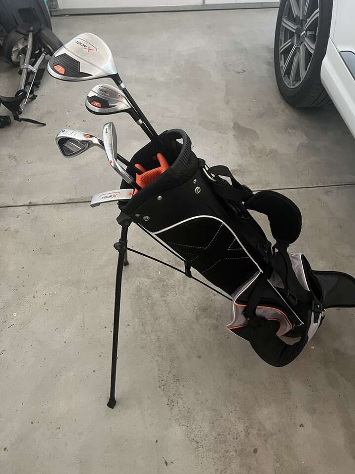 Tour X 5 Pc Jr Golf Set w… Outdoors and Sporting