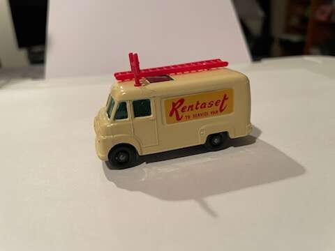 Vintage Matchbox Lesney England: 1963 - TV Service ( Rentaset ) Van No.62