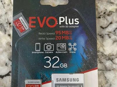 New Samsung 32gb Eco Plus Micro SDHC Memory Card plus adapter