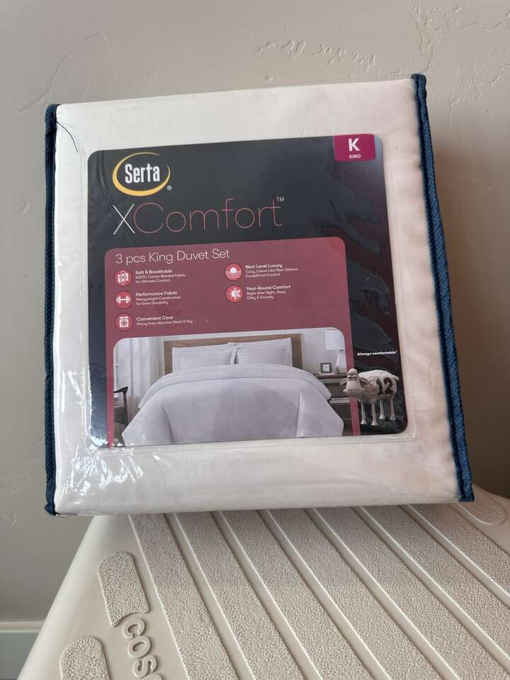 BNIP Serta X Comfort 3-Piece Cream Solid Cotton Blend King Duvet Cover Set, Cream