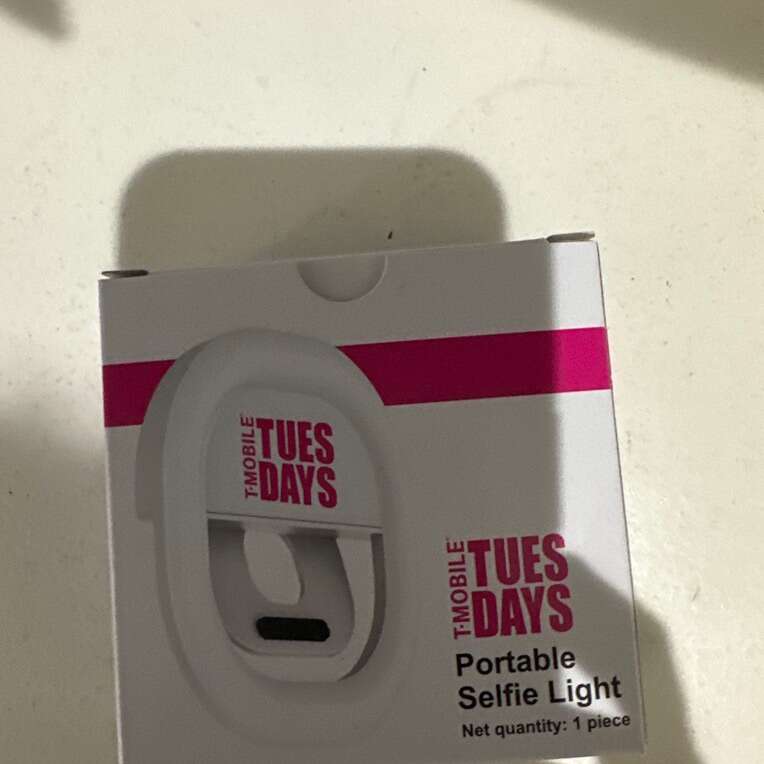 New T Mobile Portable Selfie Light