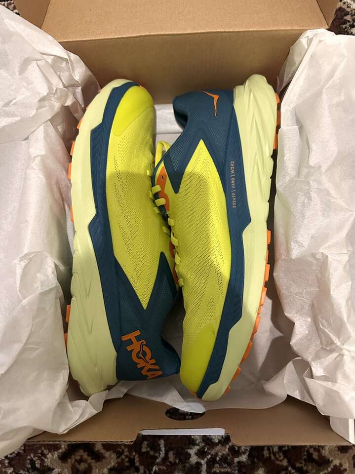 BNIB Hoka Zinal Mens Trail Running Shoes, Sizes 9.5D or 10D