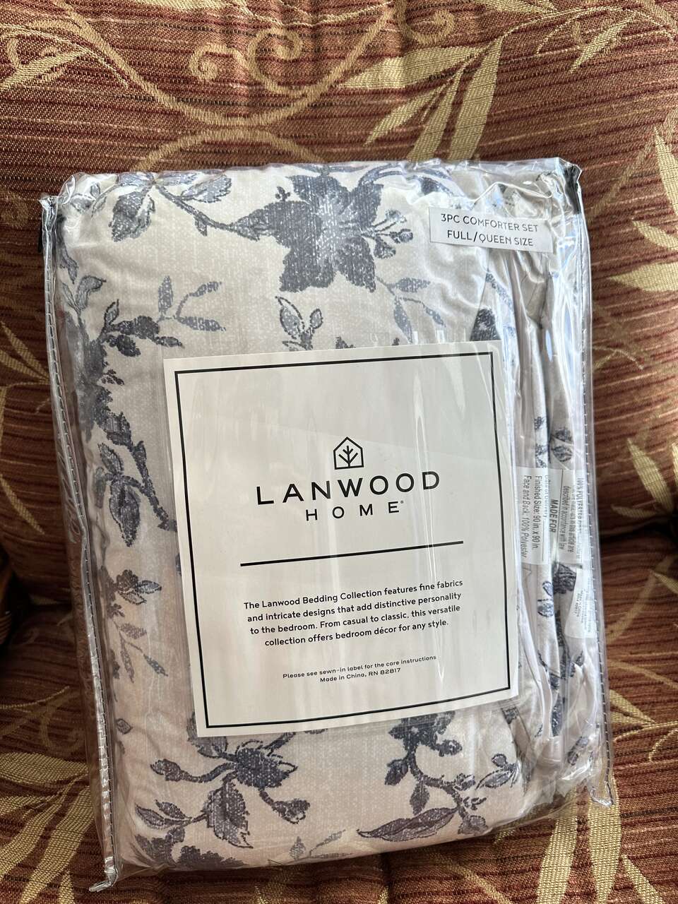 BNIP Lanwood Home 3pc comforter set, F/Q, floral