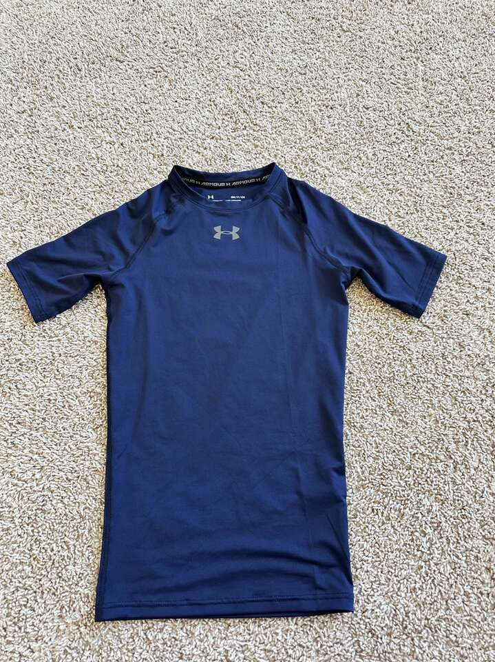 Under Armour Boys Compression T-Shirt, Size Small