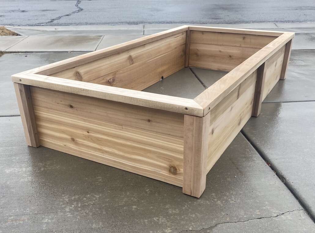 Cedar Garden Boxes - Last Longer - w Metal Braces
