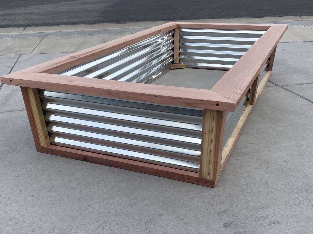 Increased Comfort -Wider Top Wood Garden Box Boxes