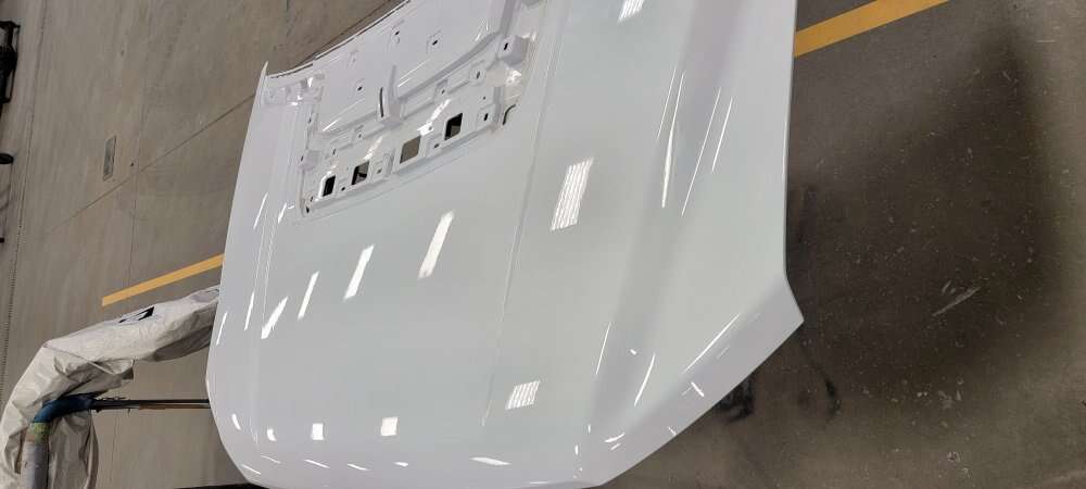 Ford F-150 Raptor hood