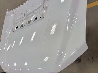 Ford F-150 Raptor hood