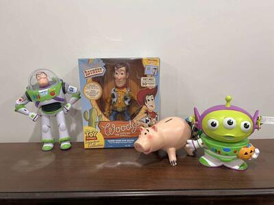 Signature Collection Buzz Lightyear, Woody, Alien