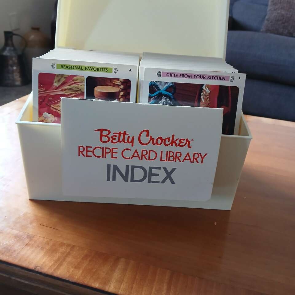 Betty Crocker Recipe Card Library