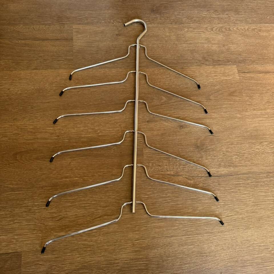 Space Saver Hanger for Multi Shirt Blouse Holder