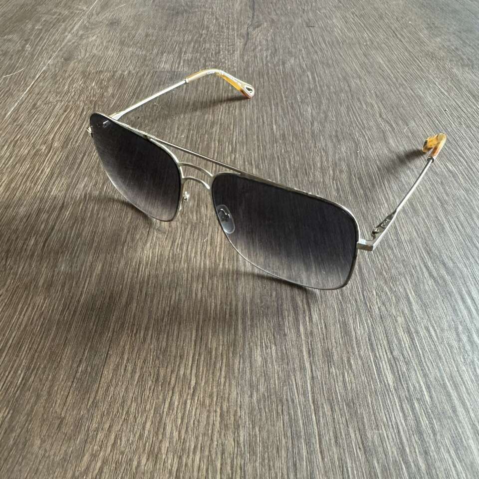 Chloe Women’s Sunglasses Do Show Wear (CE140S/733)