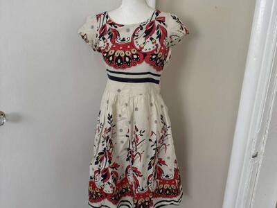 DownEast Basics Modest Spring Dress Size S