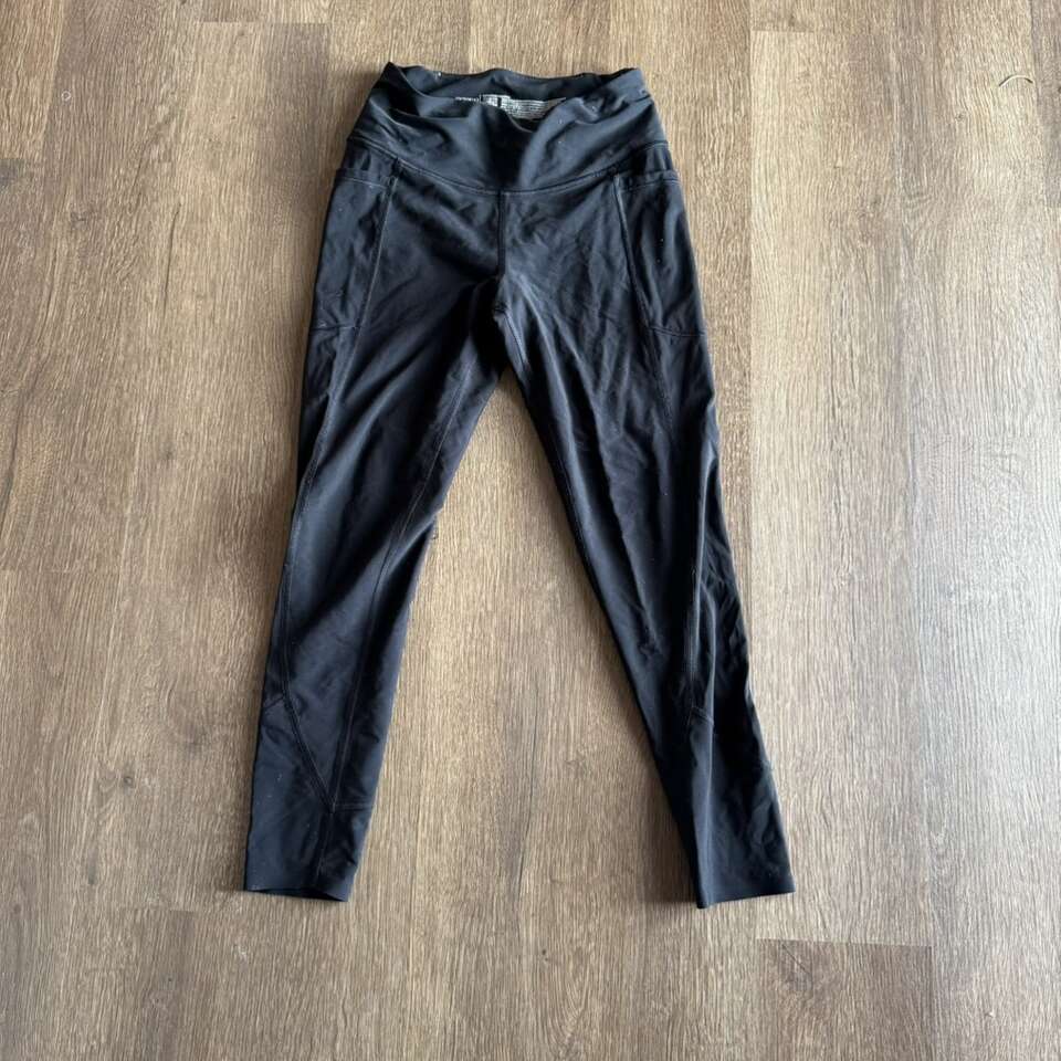 Victoria’s Secret Black Performance Leggings S