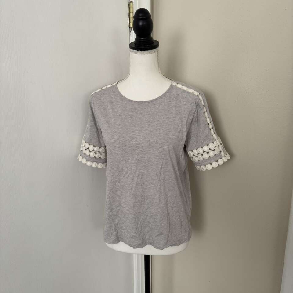 J. Crew SMALL Tee Shirt Crochet Trim Gray Casual