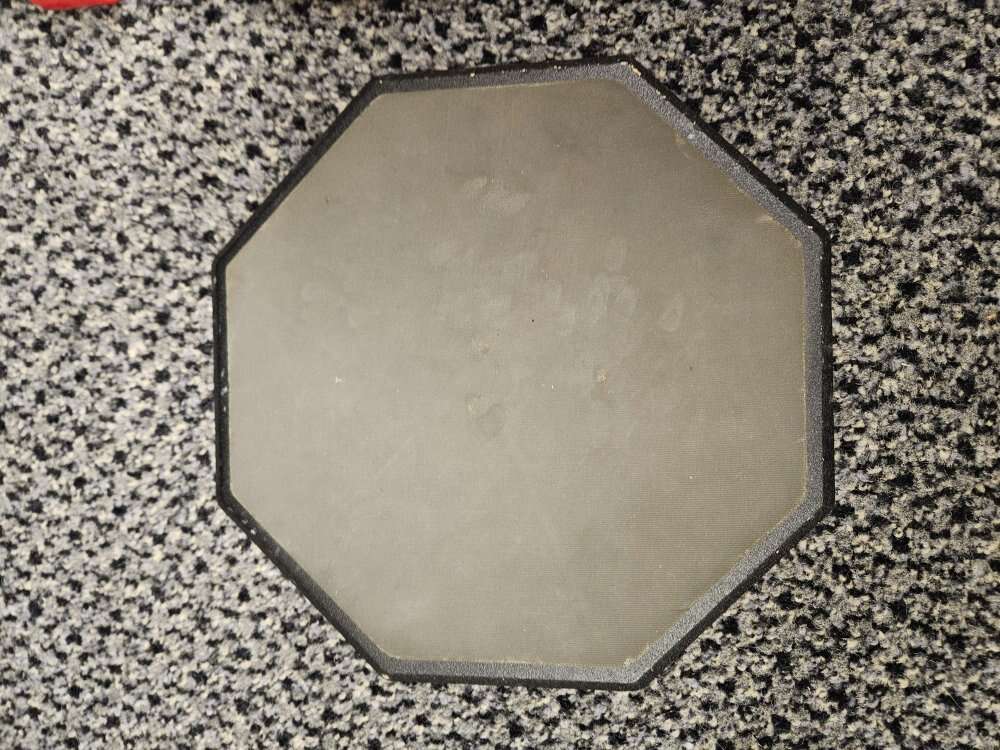 Practice Pad and 3 pairs of vic firth drum stick/b