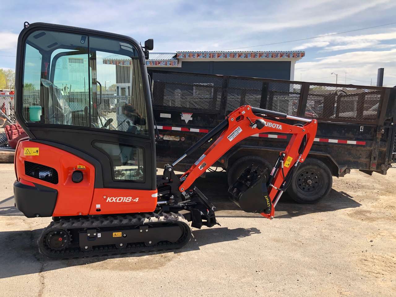 Small Mini Ex And Dump Trailer Combo For Rent!