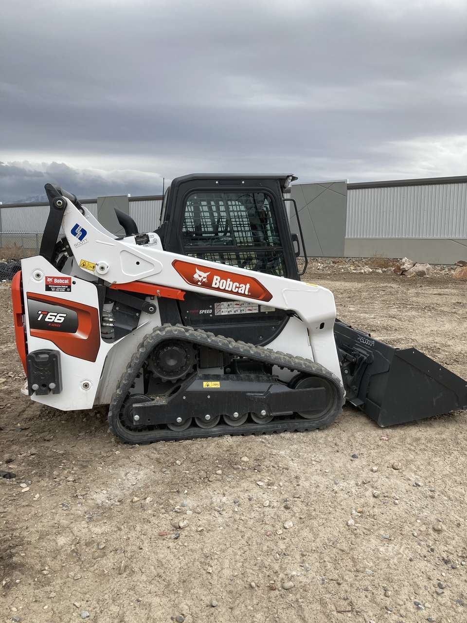 Bobcat Track Skid Steer Loader for Rent. Nice tractor, low hours, powerful!