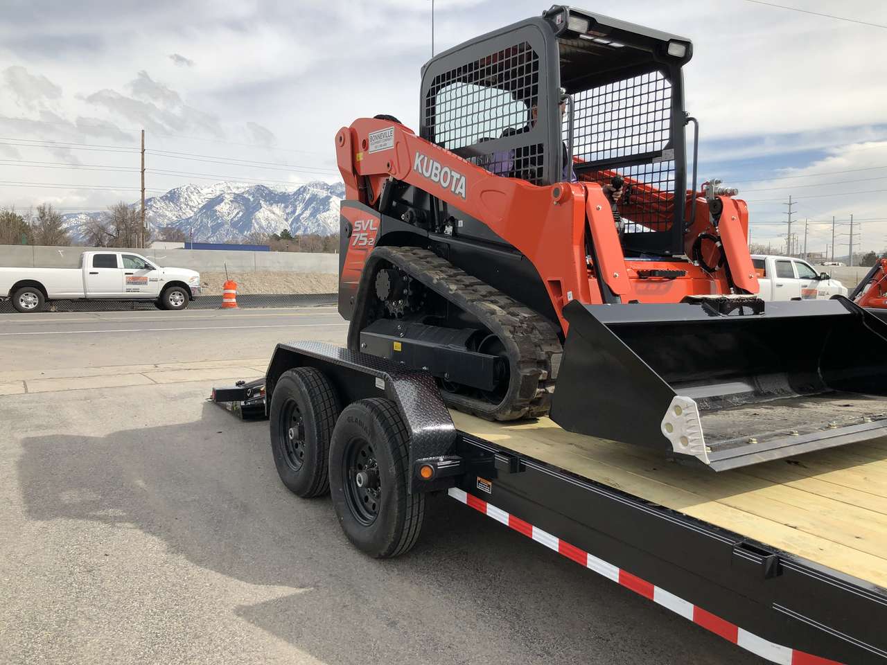 Kubota SVL75 track loader skid steer bobcat for rent. Huge power, hand controls