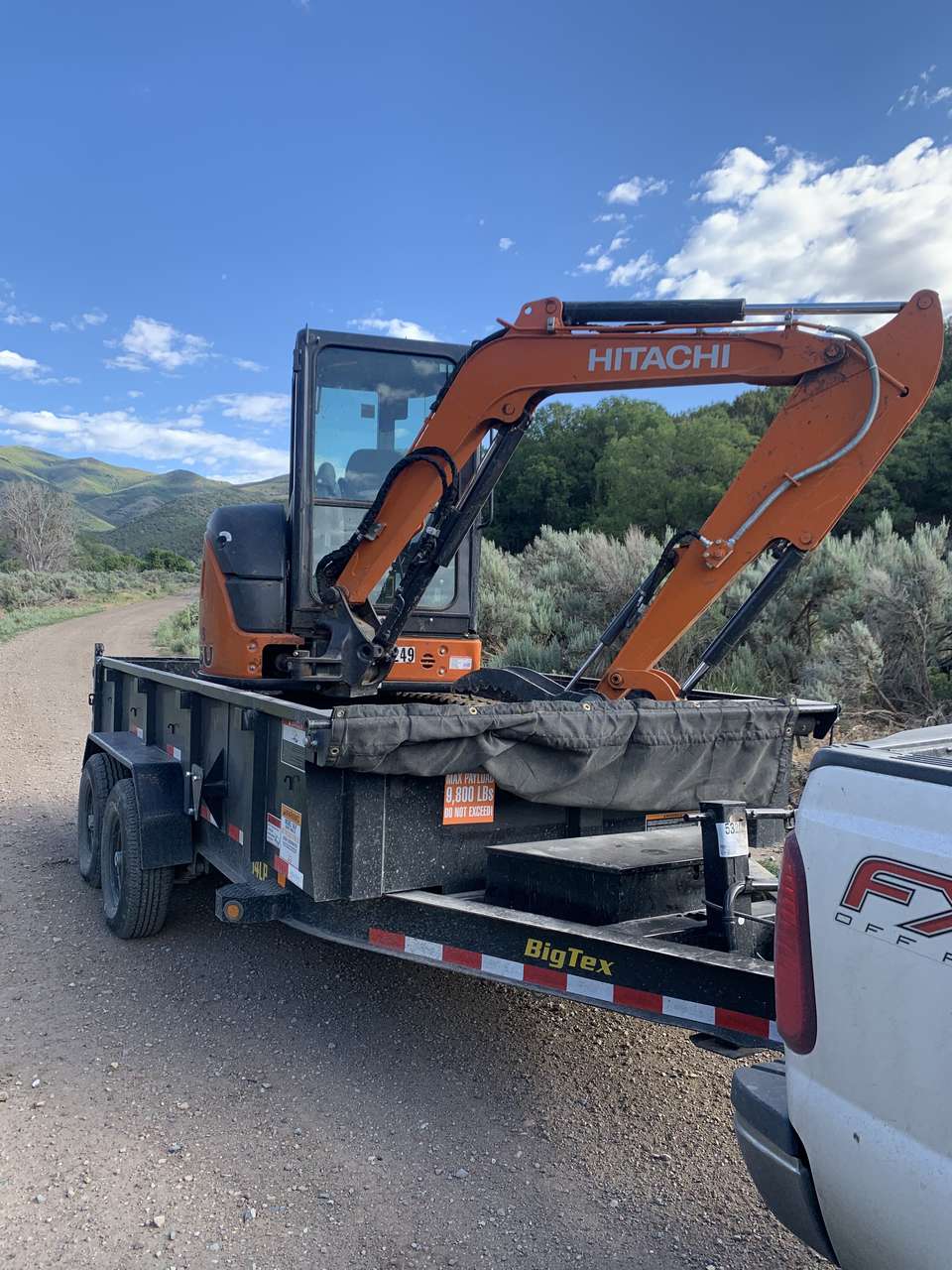 Hitachi Mini Excavator and dump trailer combo for rent