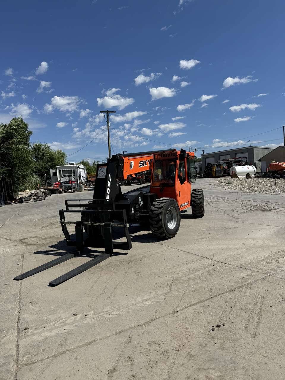 SkyTrak 6042 Telehandler Now Available for Rent