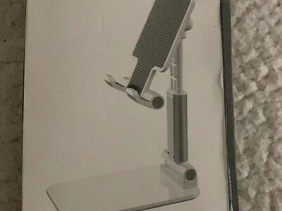 Folding Desktop Phone Stand