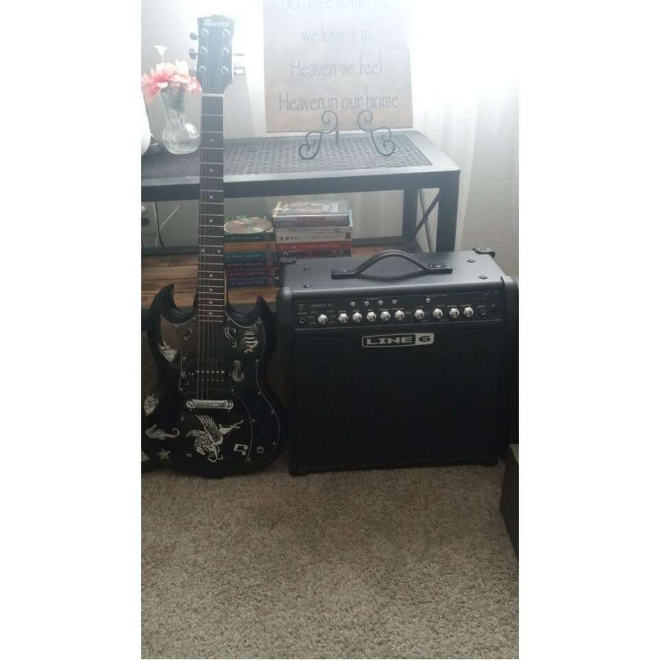 Maestco Guitar Bundle Musical Instruments